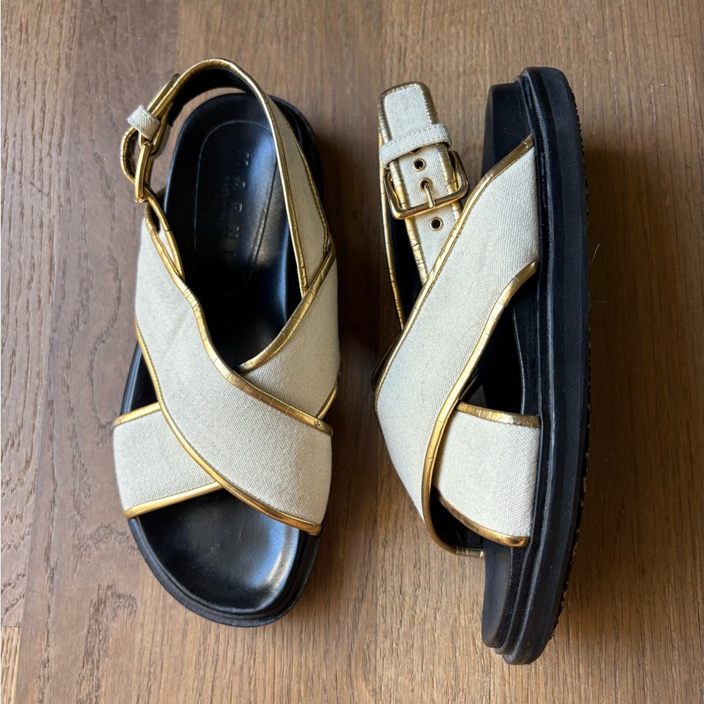 Marni Fussbett Slingback Sandals EU37 Cream/Gold trim